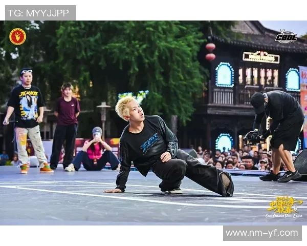 南京街舞队技术深度对比解析与风格特色探讨